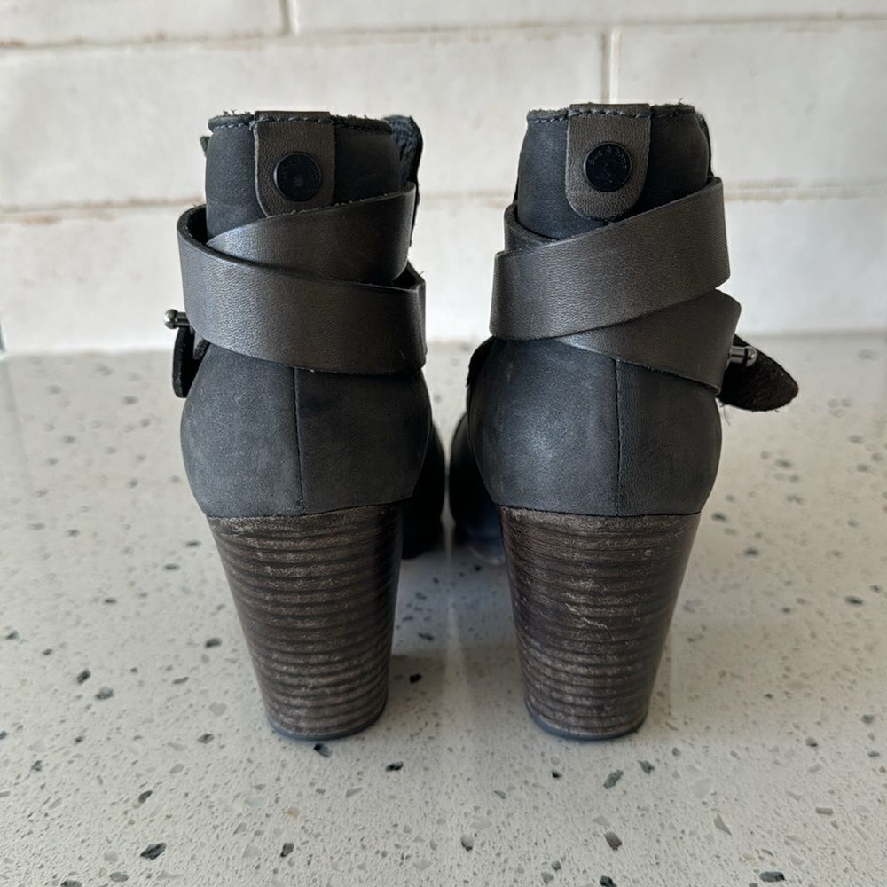 rag & bone New York Hallow Gray Leather Heeled Ankle Boots Booties Shoes Size 35 - Picture 4 of 14